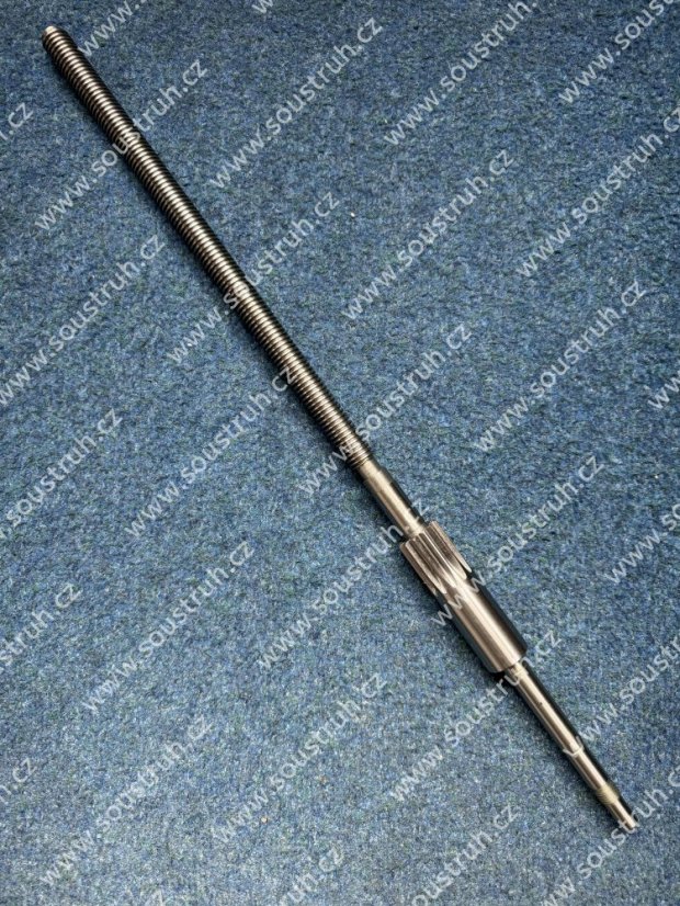 Šroub příčných saní